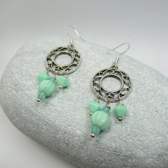 UG bead Earrings - Picture 5 of 11